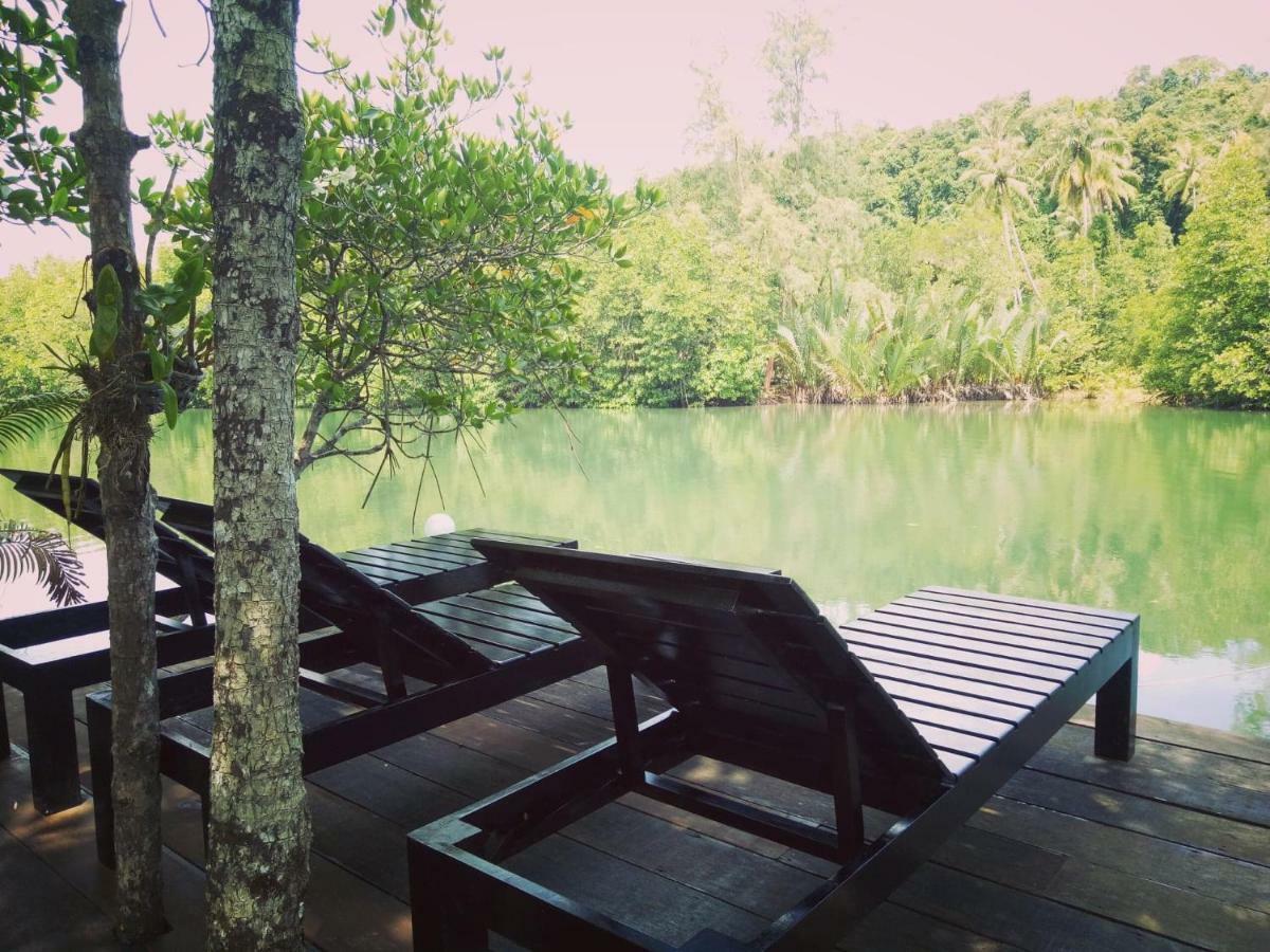 Ta Yai Homestay Ko Kut Exterior foto