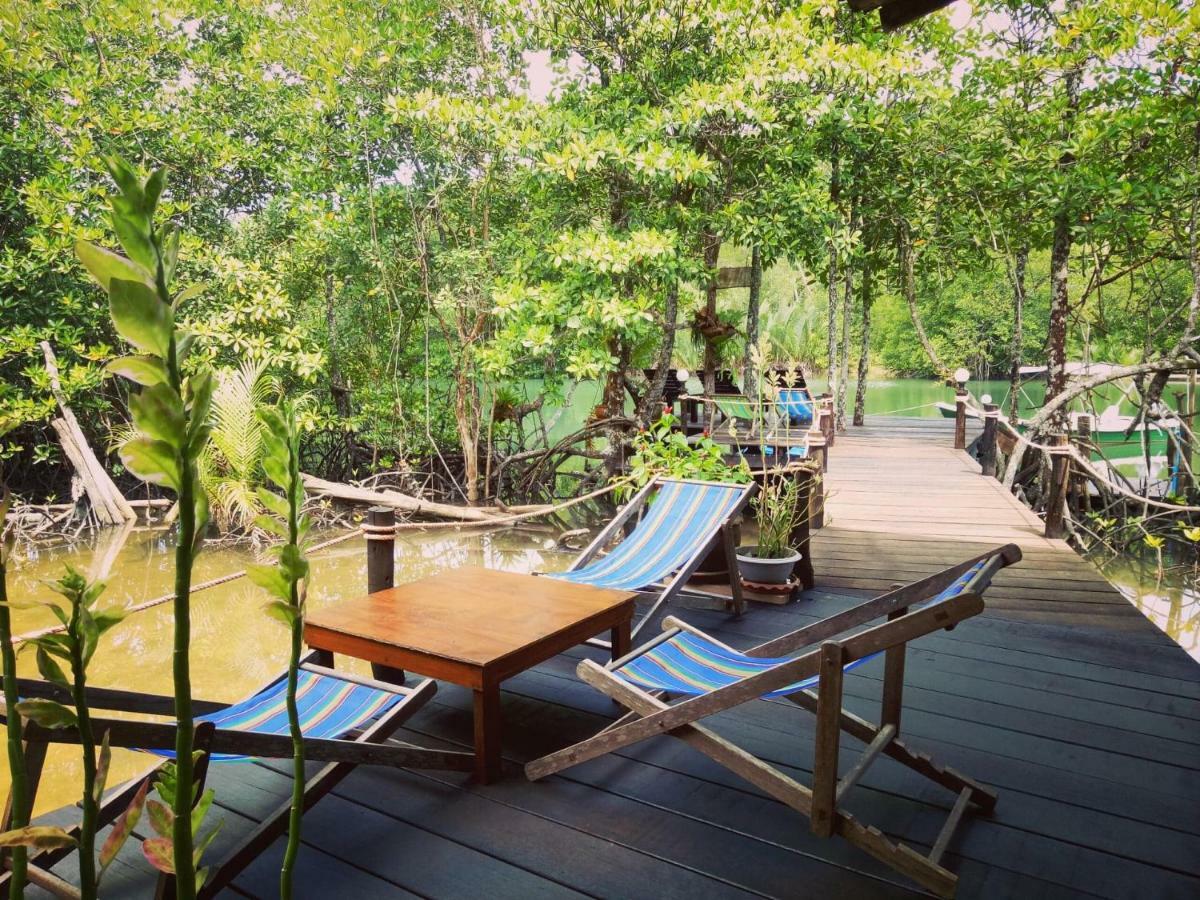 Ta Yai Homestay Ko Kut Exterior foto