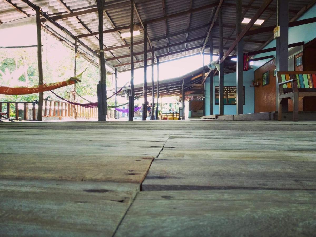 Ta Yai Homestay Ko Kut Exterior foto